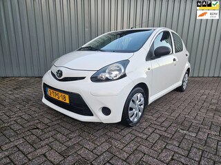 Toyota Aygo 1.0 VVT-i Now 5 deurs Airco Elec pakket