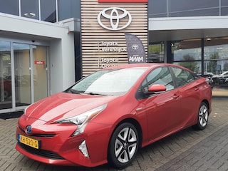 Toyota Prius 1.8 Business Plus NAVI PARK-SENSOREN BLIND-SPOT KEYLESS STOELVERW KEYLESS AD-CRUISE CAMERA BLUETOOTH
