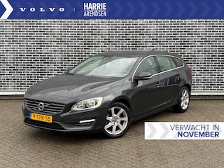 Volvo V60 1.6 T3 Momentum | Navigatie | Dode hoek detectie BLIS | Stoelverwarming | Climate control | 17" velgen | Cruise control |