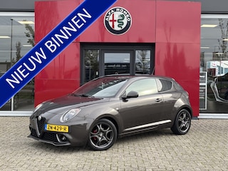 Alfa Romeo Mito TwinAir 105PK | 17" Inch | Navigatie | Climate en Cruise Control
