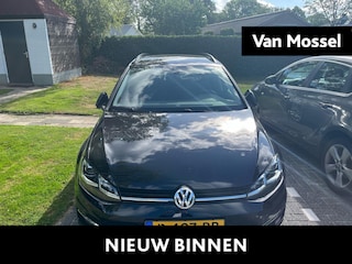 Volkswagen Golf Variant 1.5 TSI Highline Business R | Apple carplay | Adoptieve cruise controle | Navigatie | Parkeersensor voor en achter | Sportstoelen | Verwarmbare voorstoelen |