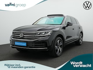 Volkswagen Touareg 3.0 TSi 381 pk tiptronic eHybrid 4MOTION Elegance | Panoramadak | Trekhaak | Nachtzicht | Geheugen-/massagestoelen | Leder | Stoelventilatie