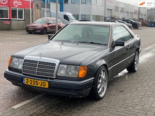 Mercedes-Benz 200-serie 200-500 (W124) 300 CE/AUTOMAAT/ 2e EIG/airco/ pano/ stoelverwarming/ volle opties.