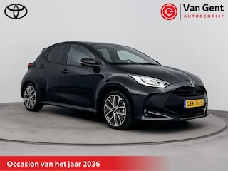 Toyota Yaris 1.5 Hybrid 130 Executive | Dodehoek detectie | Navigatie | Stoel-/stuurverwarming | Parkeersensoren voor/achter | 17 inch | Apple Carplay / Android Auto