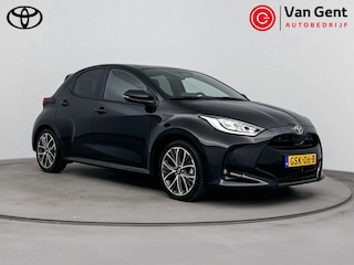 Toyota Yaris 1.5 Hybrid 130 Executive | Dodehoek detectie | Navigatie | Stoel-/stuurverwarming | Parkeersensoren voor/achter | 17 inch | Apple Carplay / Android Auto