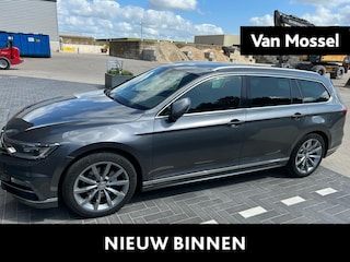 Volkswagen Passat Variant 1.4 TSI Highline Business R | Applecarplay | Adoptieve cruise control |  Comfortstoelen | Paarkeersensor voor en achter | Start/stopsysteem | Voorstoele verwarmd |