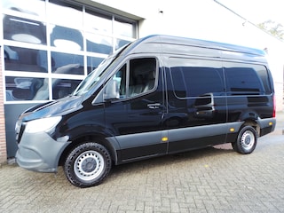 Mercedes-Benz Sprinter 315 1.9 CDI L2H2 Aut. Laadklep 750kg Airco,Cruise,Navigatie,Enz