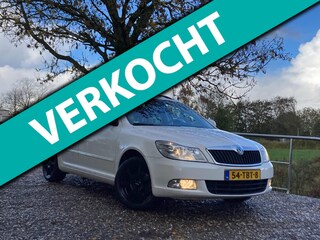 Skoda Octavia Combi 1.4 TSI Greentech Ambition Business Line | Cruise + Clima + Schuif/kantel dak nu € 2.975,-!!!