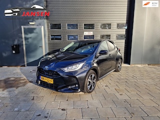 Toyota Yaris 1.5 Hybrid 115 First Edition | Park sens. | Dodehoek | Camera | ACC | Carplay