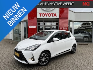 Toyota Yaris 1.5 Hybrid Design Sport