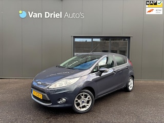 Ford Fiesta 1.25 Titanium / Airco / Dealer onderhouden!