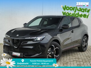 Alfa Romeo Junior 1.2 Turbo 136 PK Ibrida Speciale | Techno | Pano | Direct Leverb