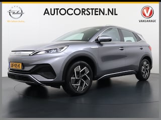 BYD Atto 3 ACCU 60kWh Design Pano-dak Leer+Elektr.Verst. Warmtepomp Adaptieve Cruise 360°Camera Apple Carplay Android Auto Elektr.Achterklep Design Verkeersbord detectie WiFi DAB Led Rijstrooksensor Keyless Smartphone Entry Fabrieksgarantie tot 14-12-2030/150.000km Garantie op de LFP Accu tot 14-12-2030/200.000km €44.000,- Nieuw!