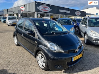 Toyota Aygo 1.0-12V Comfort(st-bekr,airco,5drs,elektr-pakket,bj10,3499,-)