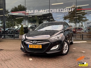 Hyundai i30 1.6 GDI i-Vision Airco Clima Cruise Camera Trekhaak