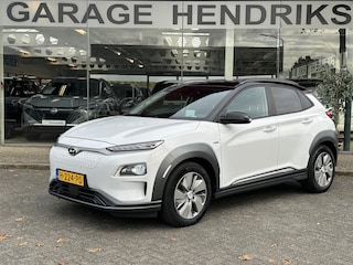 Hyundai Kona EV Premium 64 kWh 3 fase | Leder | Two Tone Black | Climate | occasion
