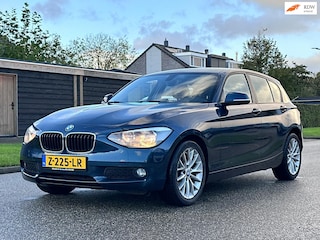 BMW 116i 5DR*Navigatie*Cruise*Airco*LM velgen*Parkeersensoren*
