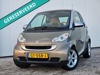 Smart Fortwo coupé 1.0 Limited One edit. Leer/Stoelverw./Pano Nette auto!