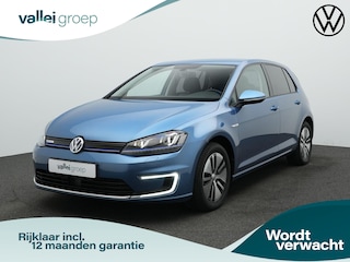 Volkswagen Golf 115 pk | Navigatie Discover Pro | Stoelverwarming | Adaptive Cruise | Parkeersensoren voor/achter