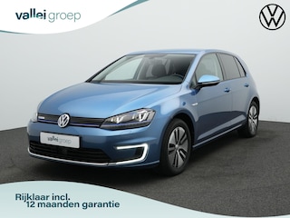 Volkswagen Golf 115 pk | Navigatie Discover Pro | Stoelverwarming | Adaptive Cruise | Parkeersensoren voor/achter