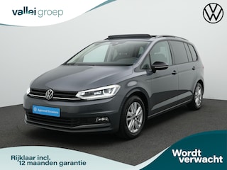 Volkswagen Touran 7 pers. 1.5 TSI 150 pk DSG Highline | 7-persoons | Panoramadak | Trekhaak | Stoelverwarming | Sportonderstel | Side Assist | Black Style