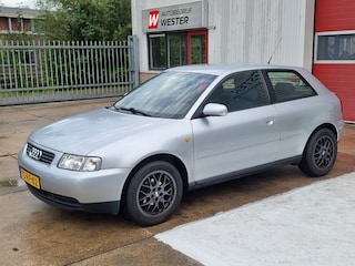 Audi A3 1.6 Attraction