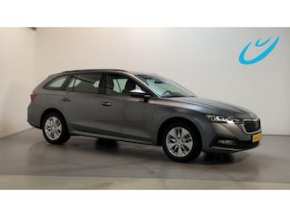 Skoda Octavia Combi 1.0 TSI Business Edition Virtual Cockpit Camera Navigatie Adaptive Cruise DAB+