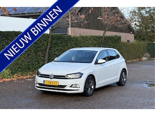Volkswagen Polo 96 PK TSI virtueel cockpit camera pdc NAP 1e eigenaar