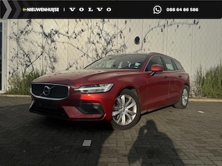 Volvo V60 2.0 B3 Momentum Business Adaptieve Cruise Control | Trekhaak | Parkeersensoren voor + achter | Parkeercamera | Stoel-/Stuurverwarming | Apple CarPlay & Android Auto | Navigatie |