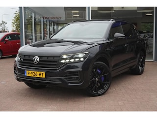Volkswagen Touareg 3.0 TSi 4MOTION R-Line | Automaat | Navigatie | Panodak | Trekhaak | Vol opties | Zwart | Elek. Pakket | Inruil