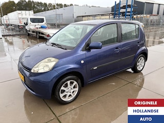 Daihatsu Sirion 2 1.3-16V VOL Automaat Airco ParkSensor LM