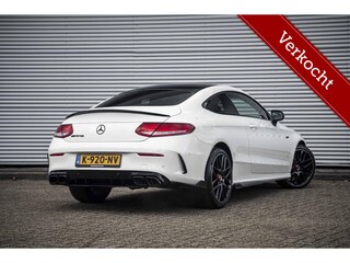 Mercedes-Benz Coupé 180 | Uniek | AMG | Panodak | Camera | Night | Sfeer | 19 inch |