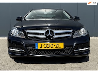 Mercedes-Benz Coupé 180 Airco Apple Carplay Lees Tekst !!!!
