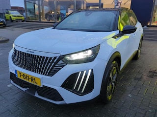 Peugeot 2008 EV GT First Edition 54 kWh 156pk | Massage | Elektr. Stoelen | LED-Matrix | Adaptive Cruise | Stoelverwarming | Warmtepomp | !!