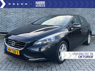 Volvo V40 1.6 T2 Momentum | Navigatie | Bi-xenon koplampen | Stoelverwarming | Cruise control | Regensensor | Parkeersensoren achter | Voorruitverwarming | Airconditioning | Lichtmetalen velgen |