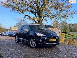 DS 3 1.2 PureTech So Chic | Cruise + Navi + Clima Nu € 5.975,-!!!