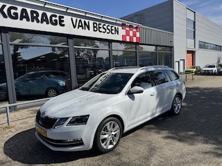 Skoda Octavia Combi 1.0 TSI Greentech Style Business AUTOMAAT-TREKHAAK-STOELVER