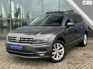 Volkswagen Tiguan 2.0 TSI 4Motion Highline 180pk Panoramadak / Elek. Trekhaak / Stuur-Stoelverwarming