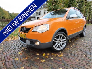 Volkswagen Polo 1.6-16V Cross Automaat Climate control Cruisecontrol Lm Velgen 5 Drs