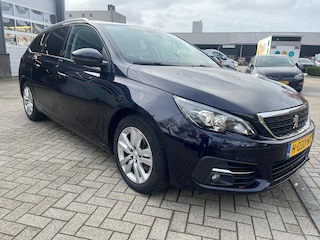 Peugeot 308 SW 1.2 PureTech Blue Lease Executive