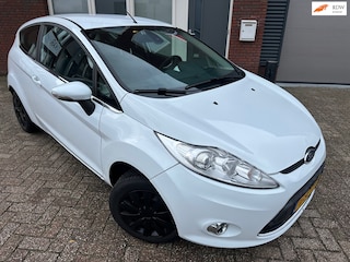 Ford Fiesta 1.25 / Clima / Stoelverwarming