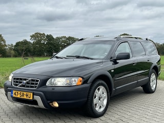 Volvo XC70 2.5T AUT EERSTE EIG 219.000KM D-RIEM, REMMEN APK NIEUW