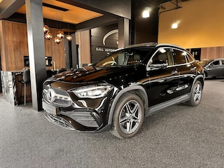 Mercedes-Benz GLA 250 e AMG Line Amg/Pano/Elektrichestoelen/Headup