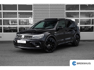 Volkswagen Tiguan 1.5 TSI ACT Highline Business R | Panoramadak | Apple Carplay | Navi