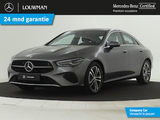 Mercedes-Benz CLA 180 Star Edition | Dodehoekassistent | Parkeerpakket met achteruitrijcamera | KEYLESS GO | USB pakket plus | Verwarmde stoelen vooraan | Spiegelpakket |