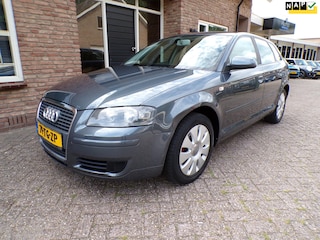 Audi A3 Sportback 1.6 Attraction Airco