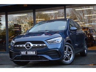 Mercedes-Benz GLA 250 e AMG Led Panorama Distronic Widescreen Sfeer Camera Pdc