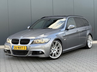 BMW 3-serie Touring 325I M-Pakket - Leder - Pano - Xenon - Navi - Trekhaak