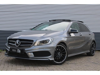 Mercedes-Benz A-klasse 200 AMG | Panoramadak | Harman Kardon | Camera | Stoelverwarming | Climate control | Night pakket |
