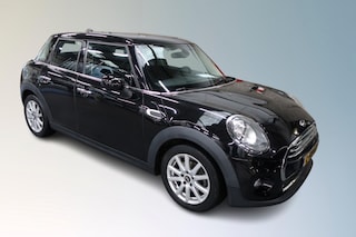Mini Cooper 1.5 COOPER 136PK, Navi, Clima, PDC Achterzijde, etc.